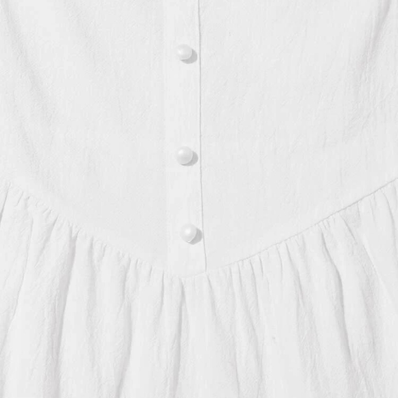 SOLD OUT ✔✔White Dress Ruffle Hem, Size L - Picture 2 of 4